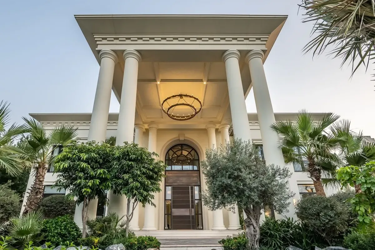 Luxury Real estate Market